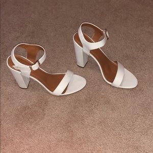 Ankle strap heel